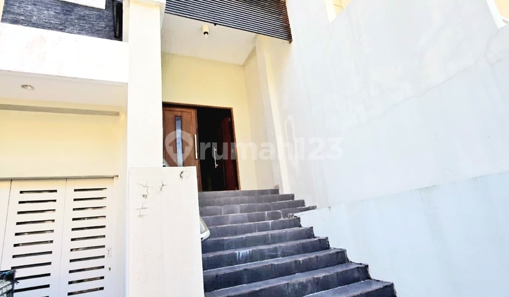 Rumah Mewah Dekat Undip Perum Bukit Sari Tembalang Semarang 2