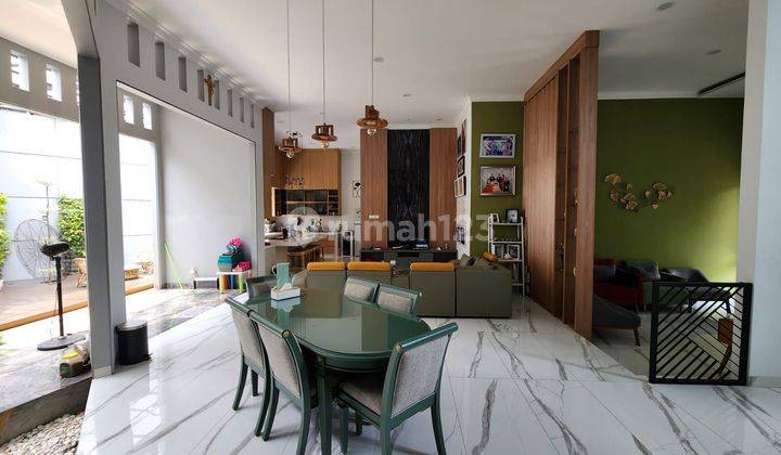 Dijual Rumah Cantik Di Puri Indah - Jakarta Barat 2