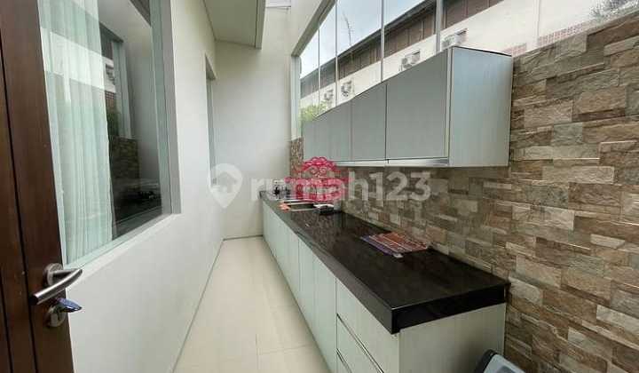 Villa Jual Lokasi Seminyak 1