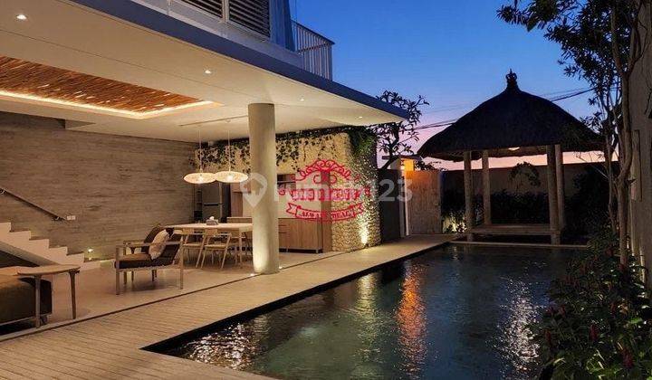 Villa Jual Lokasi Seminyak 1