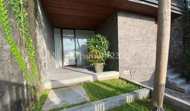 Villa Jual Lokasi Berawa 1