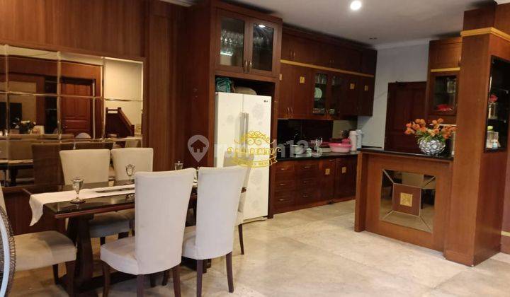 Villa Jual Lokasi Renon 1