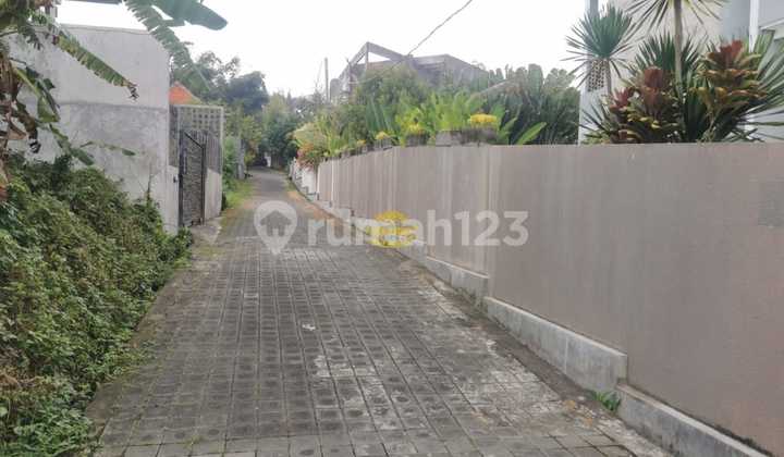 Land for Sale in Padang Linjong Location