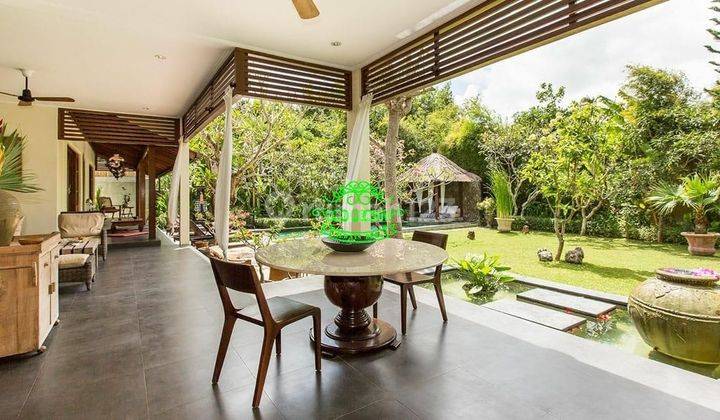 Villa Jual Lokasi Kerobokan 2