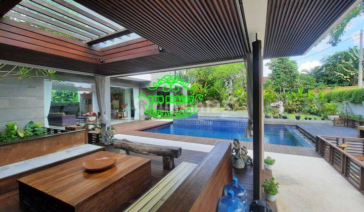 Villa Jual Lokasi Seminyak 1