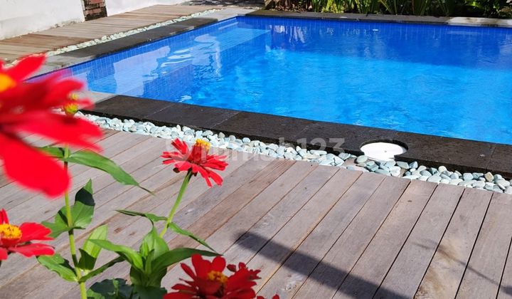Villa for Sale Location Batu Bulan