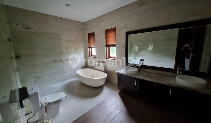 Villa for Sale Location Berawa