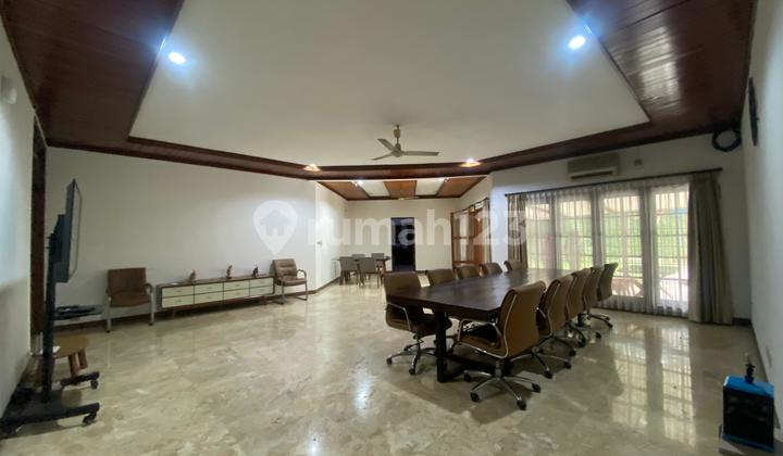 For Rent, House Suitable for Silent Office, Spacious Parking Area, West Pejaten 2