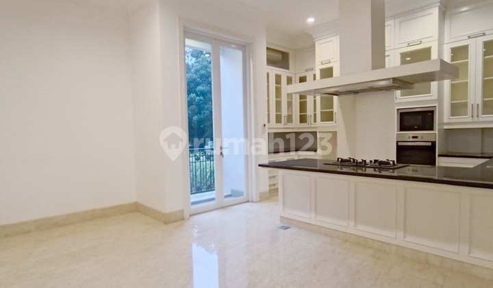 Disewakan Rumah Mewah Classic Area Prapanca Kebayoran Baru 2