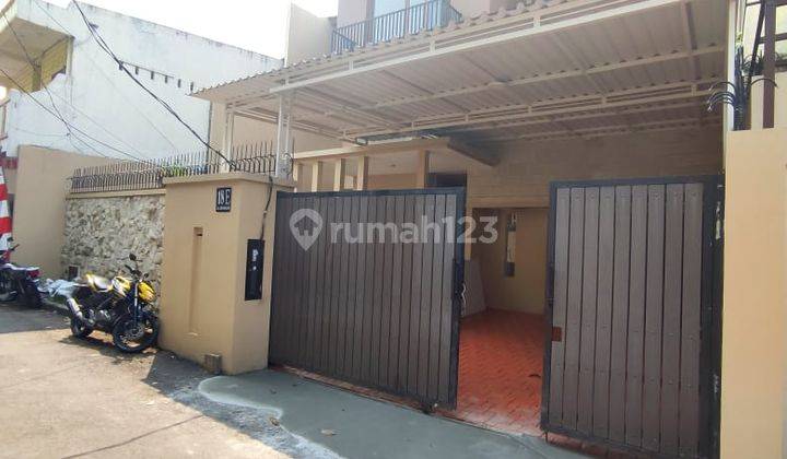 Dijual Rumah 2 Lantai Kondisi Siap Huni, Harga Murah Area Kemang Utara 1