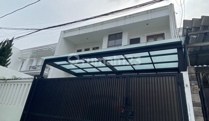 Dijual Rumah Minimalis Modern Lingkungan Nyaman Aman Area Pondok Indah 2