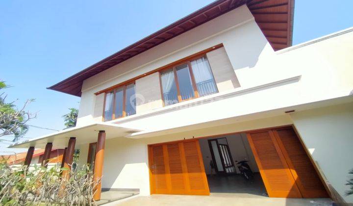 Disewakan Rumah Hunian Style Modern Tropis Kawasan Elite Area Cilandak 1