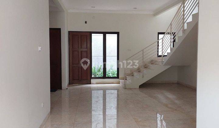 Dijual Rumah Dekat PIM 2 Jalan Lebar, Lokasi Tenang Area Pinang Perak, Pondok Indah 2