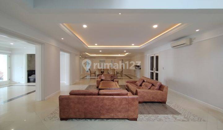 Disewakan Rumah Modern Minimalis Design Mewah Siap Huni Area Kemang Utara 1