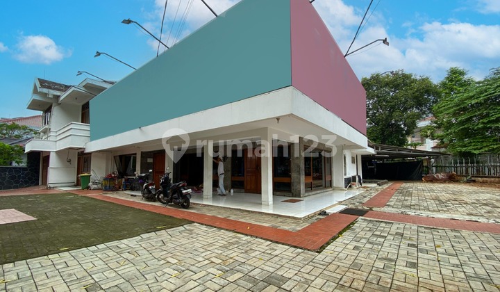 Disewakan Rumah Cocok Utk Kantor atau Klinik Area Hang Lekir Senayan