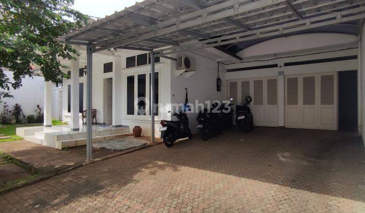 Disewakan Rumah Bisa Kantor Harga Murah Area Kemang 1