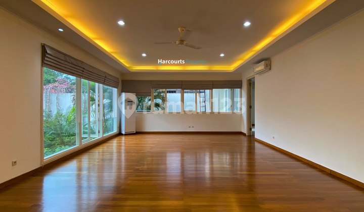 Disewakan Rumah Mewah Cantik Area Daksa Senopati 2
