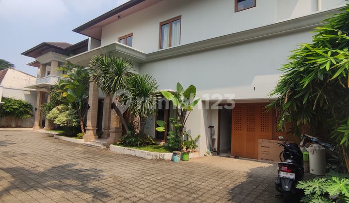Disewakan Rumah Compound Modern Minimalis Area Kemang Disewakan Rumah Compound Modern Minimalis Area Kemang
