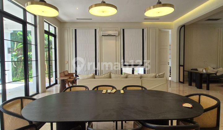 Disewakan Rumah Mewah Siap Huni Area Senayan 2