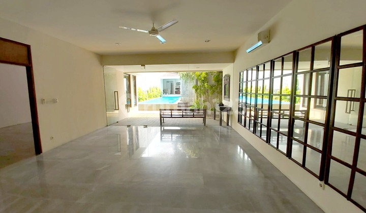 Disewakan Rumah Hunian Area Elite Simprug 2