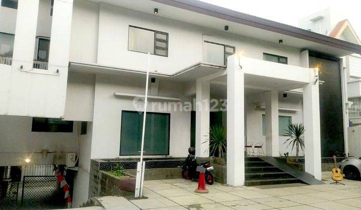 Disewakan Ruang Usaha Cocok Utk Kantor Atau Klinik Area Wijaya Kebayoran Baru 1