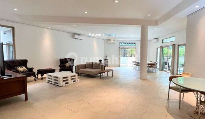 For Rent: Luxury Ready-to-Occupy House in Senopati, Kebayoran Baru Area 2