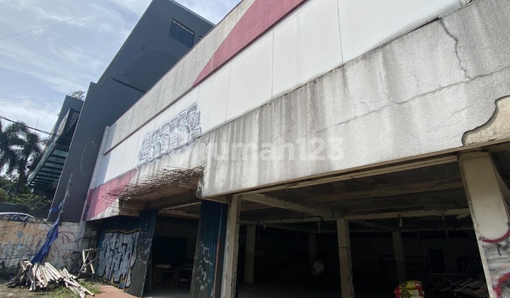 Disewakan Mini Building Butuh Renovasi Lokasi Strategis Area Kebayoran Baru Disewakan Mini Building Butuh Renovasi Lokasi Strategis Area Kebayoran Baru