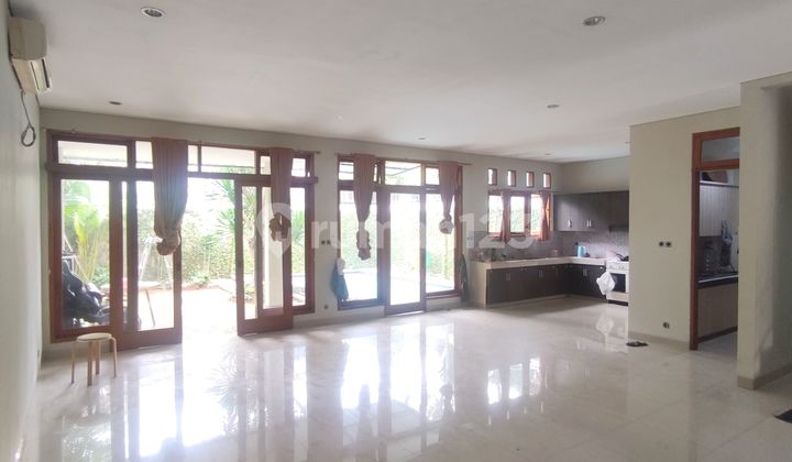 For Rent Modern Minimalist House Affordable Price Suitable for Office and Residence in Kemang Area 2