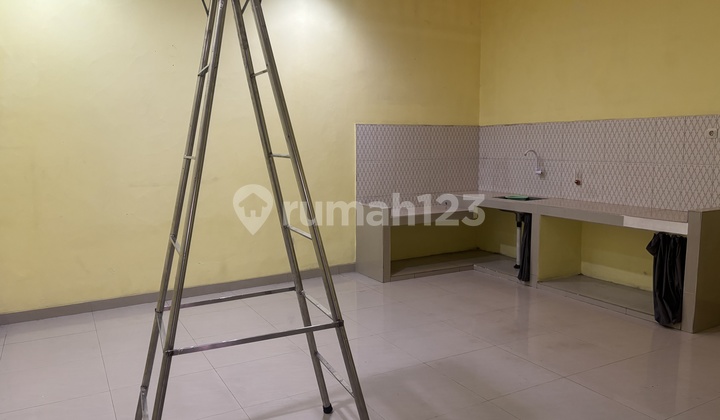 Tanjung Duren West Jakarta Rental House 2