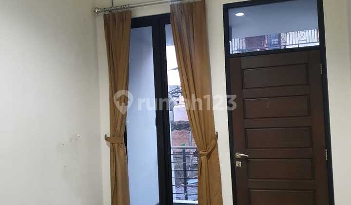 Rumah sewa siap huni di tanjung duren jakarta barat 3