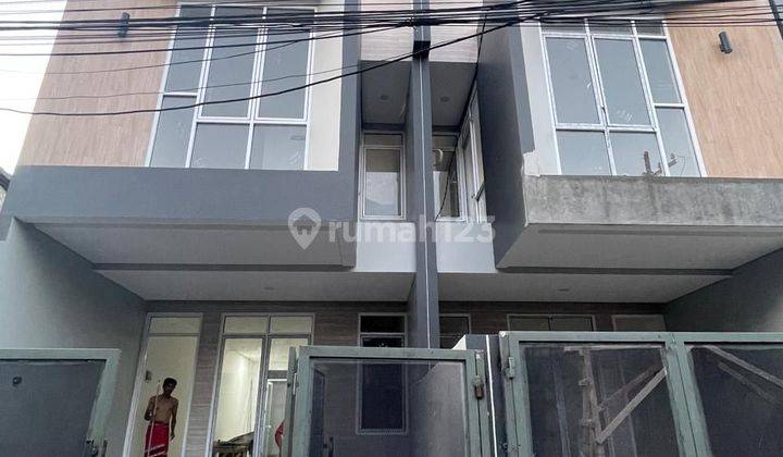 Rumah baru minimalis jakarta barat 1