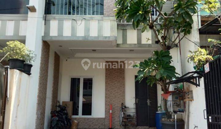 Rumah second terawat di tomang jakarta barat 1