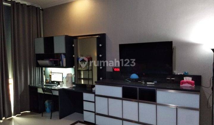 Rumah second terawat di tomang jakarta barat 2