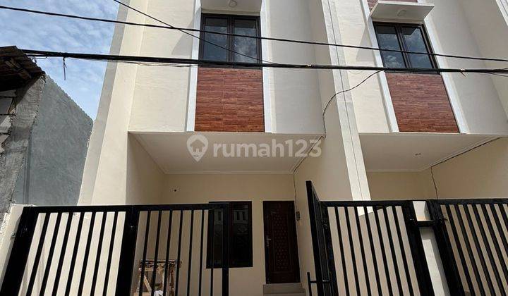 Rumah Baru Di Duri Kepa Jakarta Barat 1