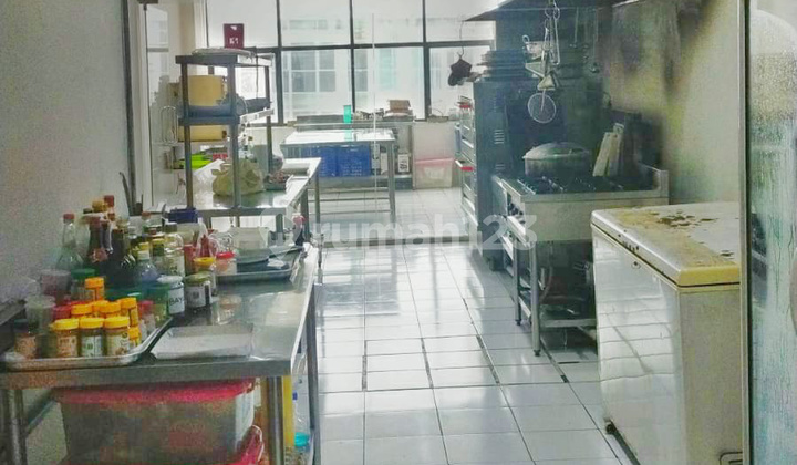 KPR available, shop house, 4 floors, near university. 2