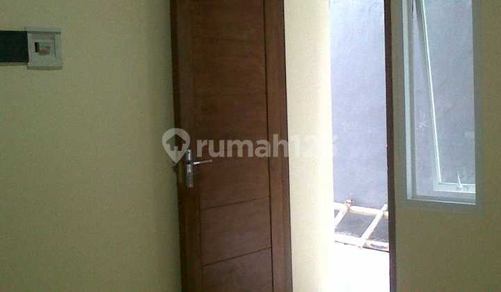 Jual Murah,siap Huni, 2 Lantai, Gang Motor. 2
