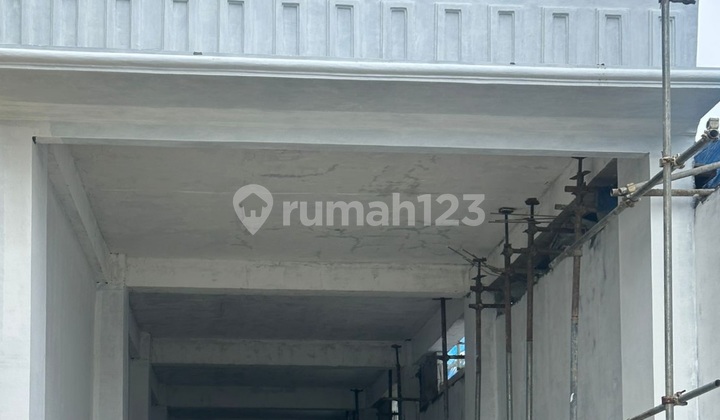 Ruko Baru, Jln. Raya, 3 Lantai, Truk Besar, Baru. Ruko Baru, Jln. Raya, 3 Lantai, Truk Besar, Baru.