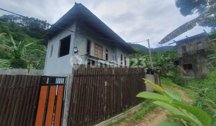 Dijual Rumah Villa Di Cisarua Puncak Bogor