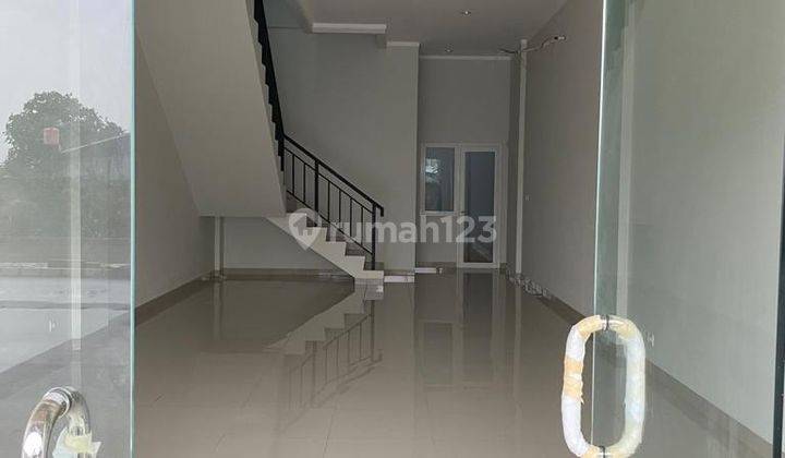 Disewakan Ruko Burgundy Sumarecon Bekasi, Bekasi 5