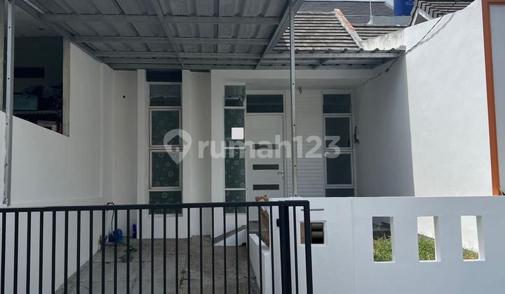 Flood-Free Ready to Occupancy House Near Cendana Toll Road, Pamulang Residence.