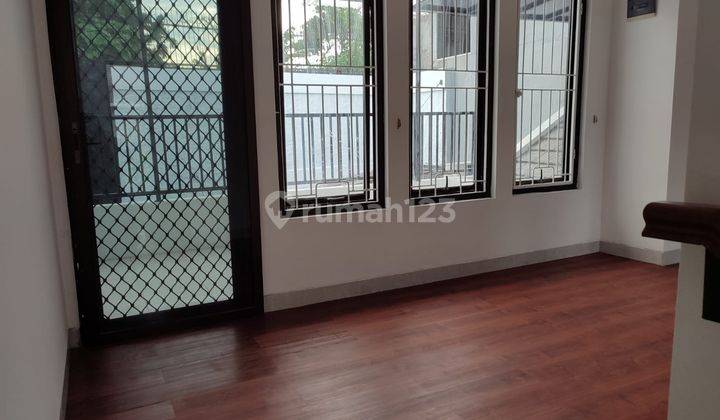 Dijual Cepat Rumah Cantik siap Huni di Bintaro Sektor 9 2