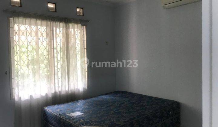 Disewa Rumah Asri Nyaman di Puspitaloka BSD 7