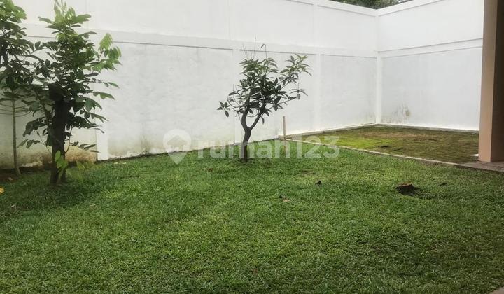 Disewa Rumah Asri Nyaman di Puspitaloka BSD 9