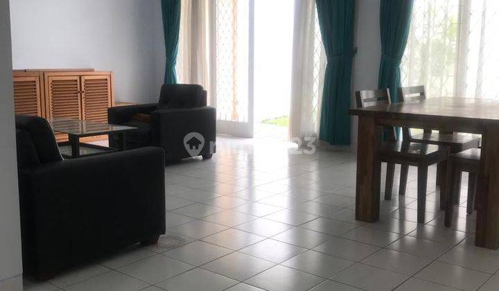 Disewa Rumah Asri Nyaman di Puspitaloka BSD 12