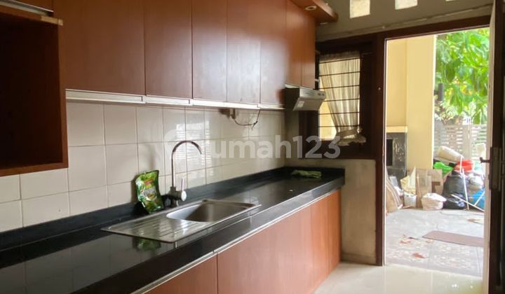 Disewa Rumah Siap Huni di Bintaro Sektor 5 7