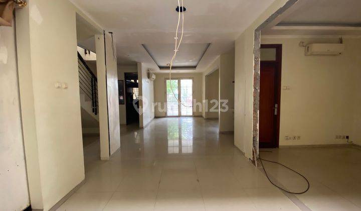 Disewa Rumah Siap Huni di Bintaro Sektor 5 9