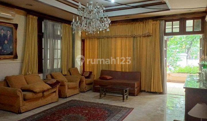 Dijual Rumah Mewah di Menteng Jakarta Pusat 2