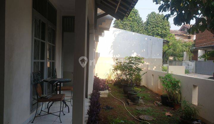 Dijual Rumah Siap Huni di Bintaro Sektor 5 Tangerang Selatan 1