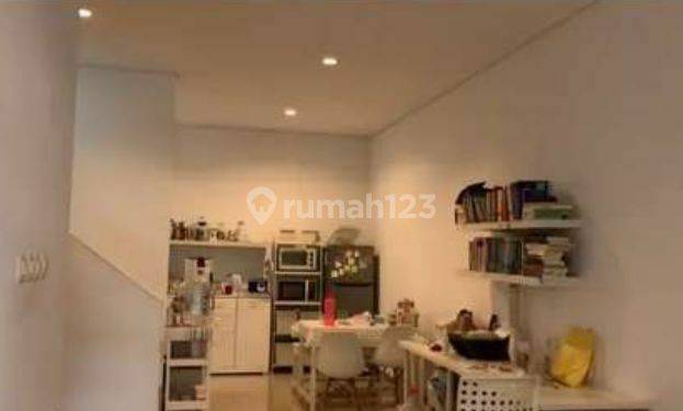 Dijual Rumah Cantik Siap Huni di Graha Raya Bintaro 2