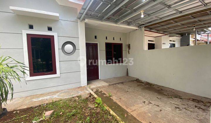 Dijual Rumah cantik siap huni di Villa Dago Pamulang Tangsel 2